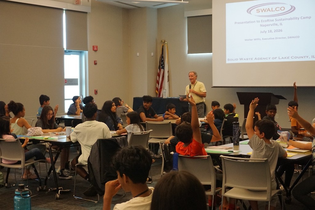 Walter Willis of SWALCO presenting to EcoRise camp students during Session 5